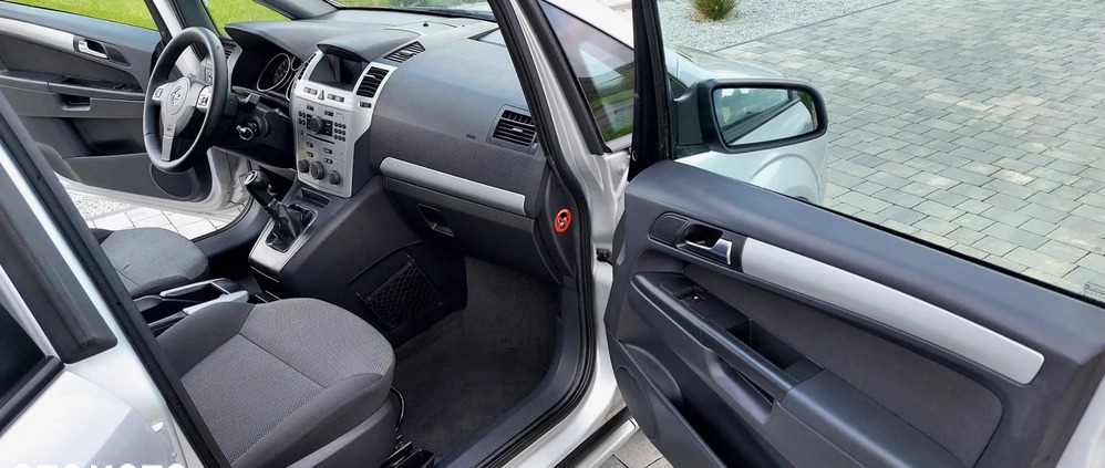 Opel Zafira cena 16900 przebieg: 176448, rok produkcji 2009 z Czarna Woda małe 137